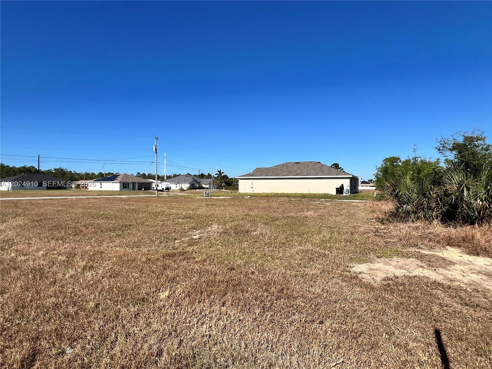 3239 NE 9 Avenue, Cape Coral, FL 33909 photo 8