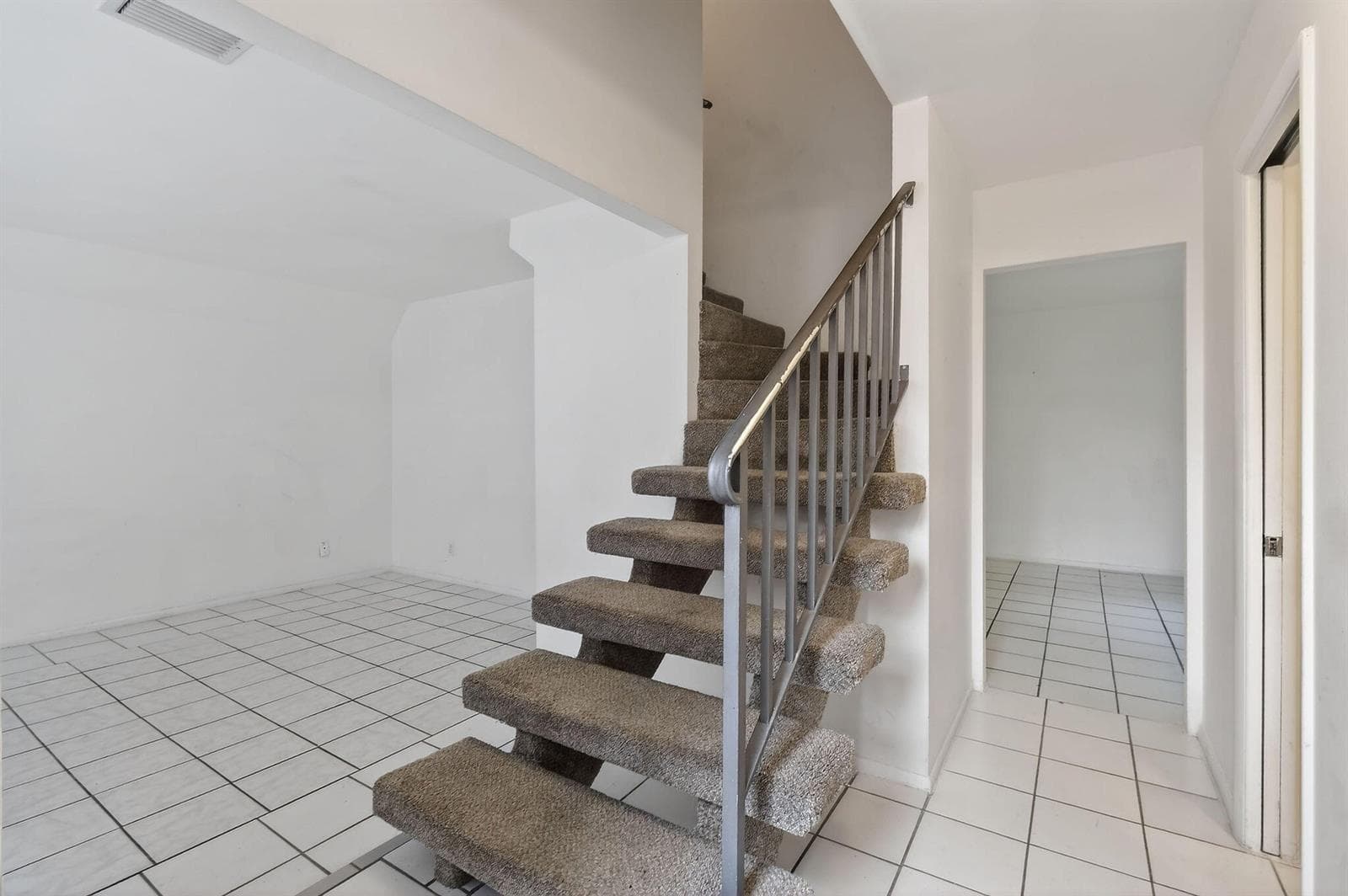 3502 Gardens East Drive # B, Palm Beach Gardens, FL 33410 photo 6
