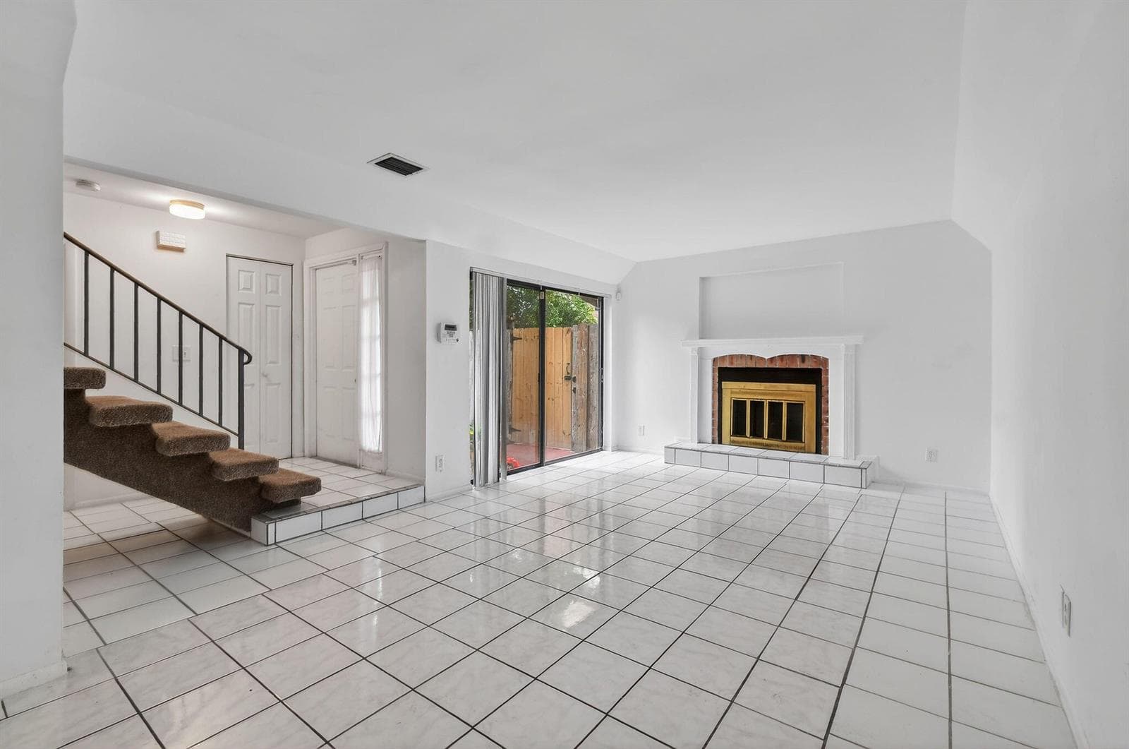 3502 Gardens East Drive # B, Palm Beach Gardens, FL 33410 photo 10
