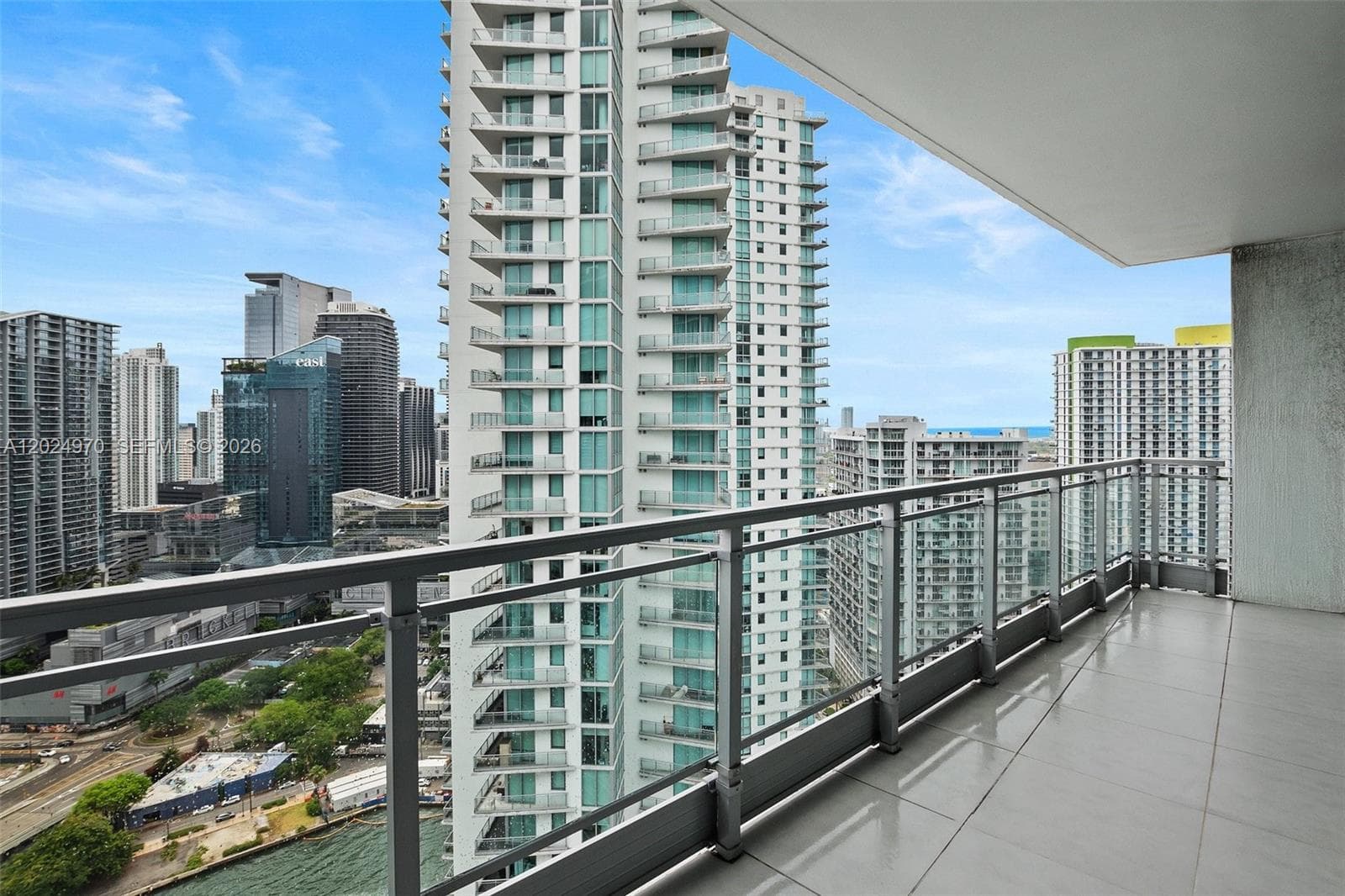 90 SW 3rd St # 3810, Miami, FL 33130 photo 12