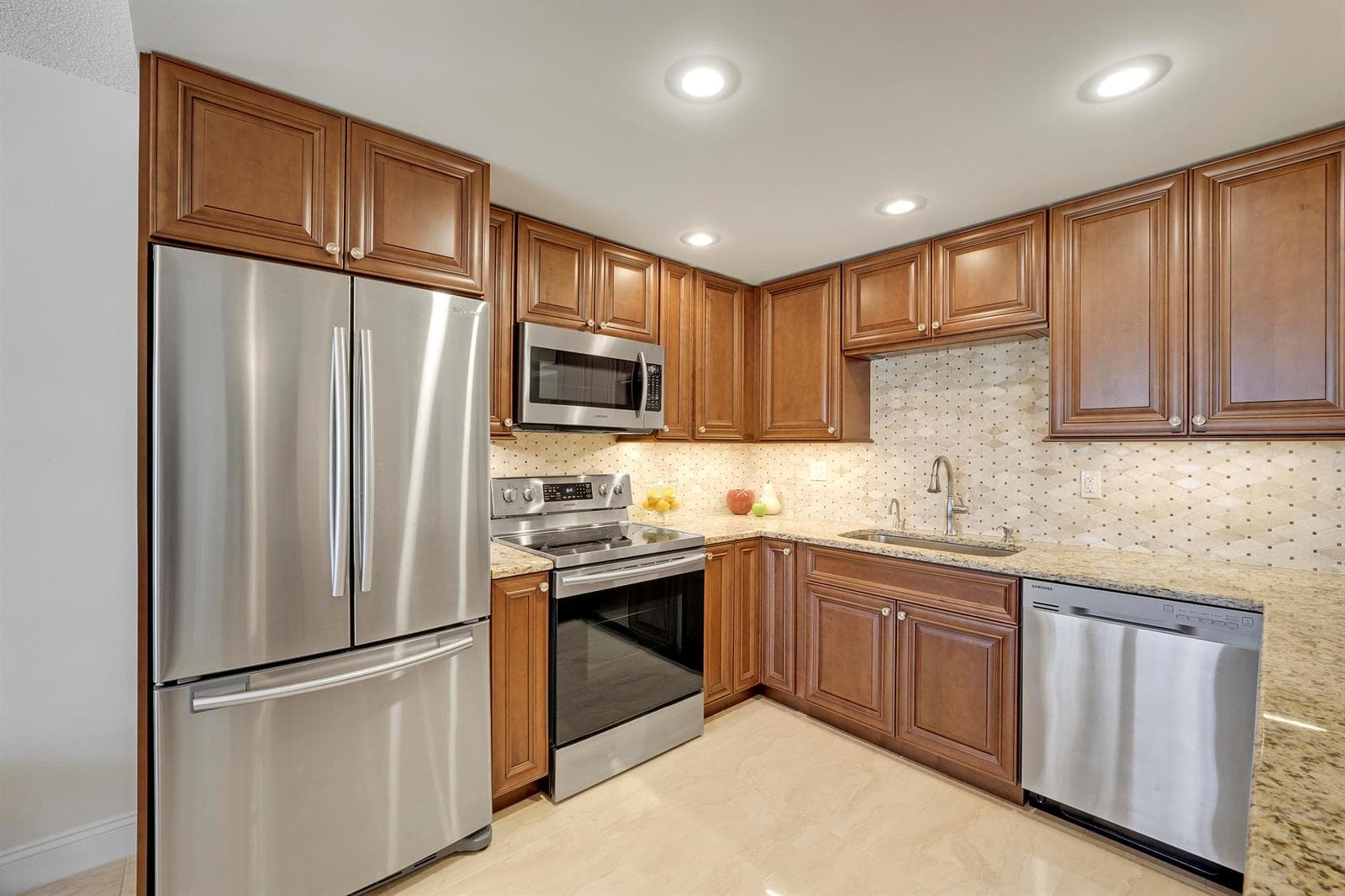 210 Wellington E, West Palm Beach, FL 33417 photo 13