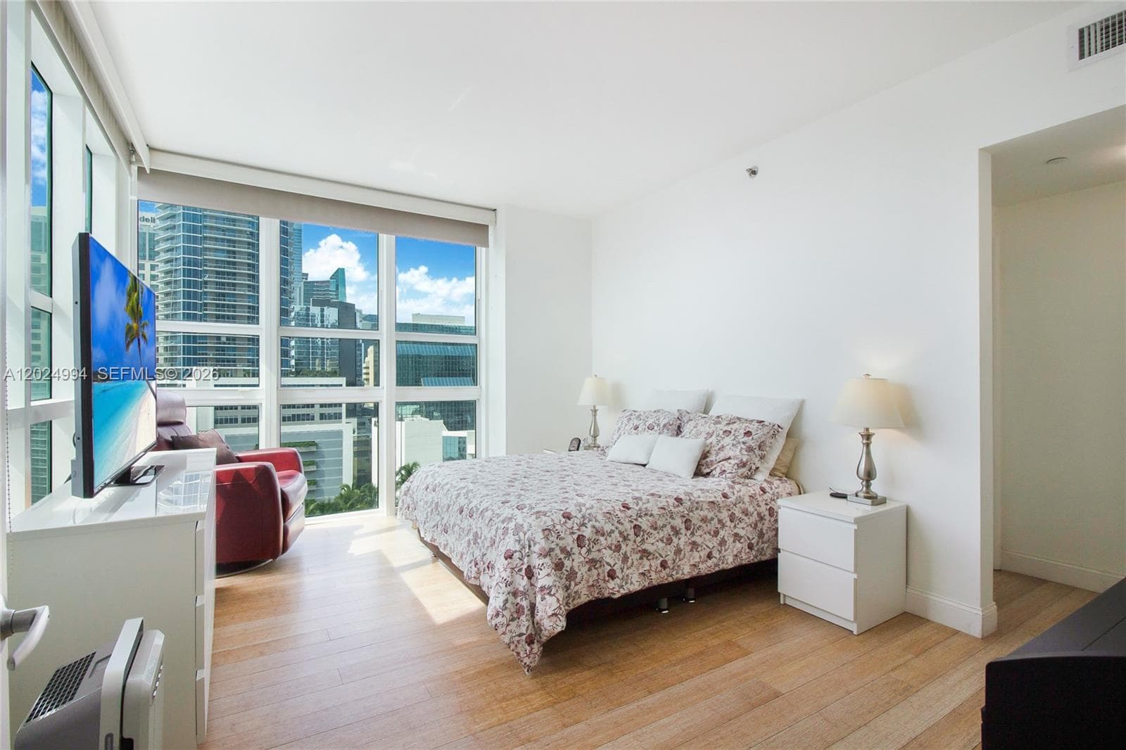 950 Brickell Bay Dr # 1911, Miami, FL 33131 photo 13
