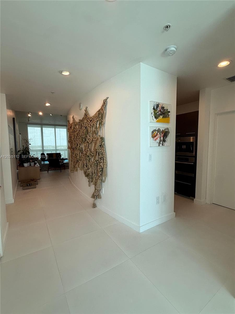 7928 East Dr # 904, North Bay Village, FL 33141 photo 9
