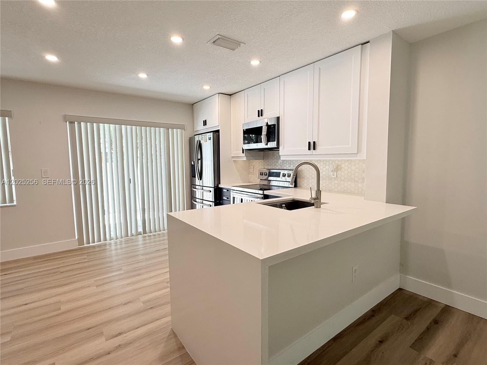 9832 NW 9th Ct, Plantation, FL 33324 photo 6
