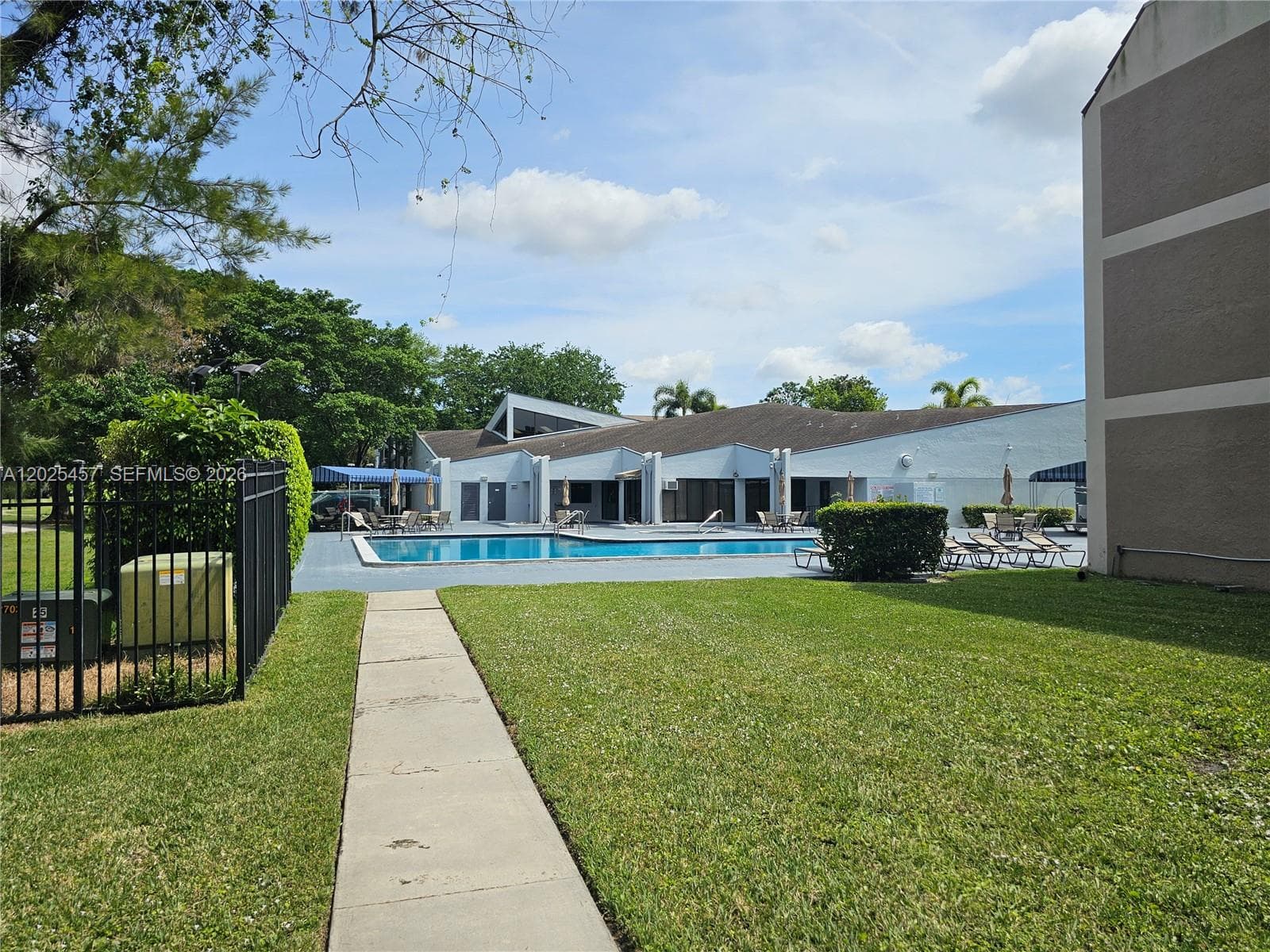 8380 Sands Point Blvd # J110, Tamarac, FL 33321 photo 10