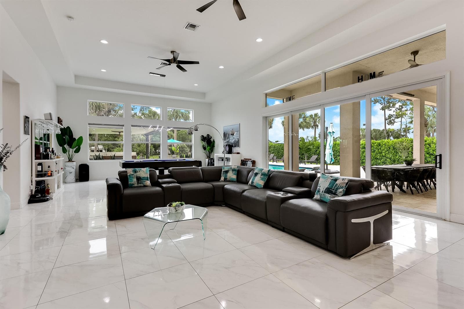 142 Brynhurst Court, West Palm Beach, FL 33413 photo 13