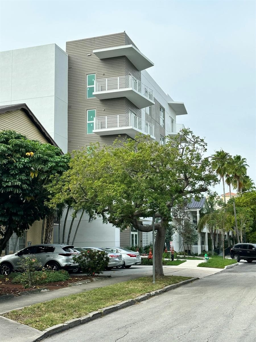 1938 Jackson Street # 402, Hollywood, FL 33020 photo 13