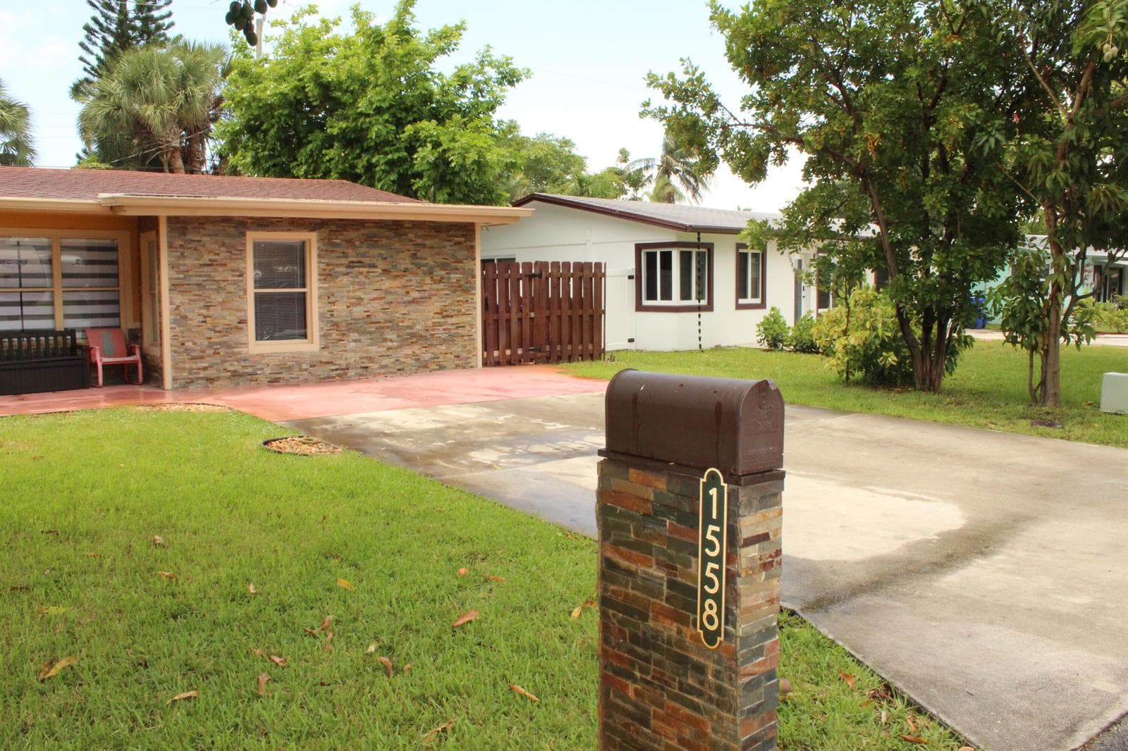 1558 NE 30th Street, Pompano Beach, FL 33064 photo 4
