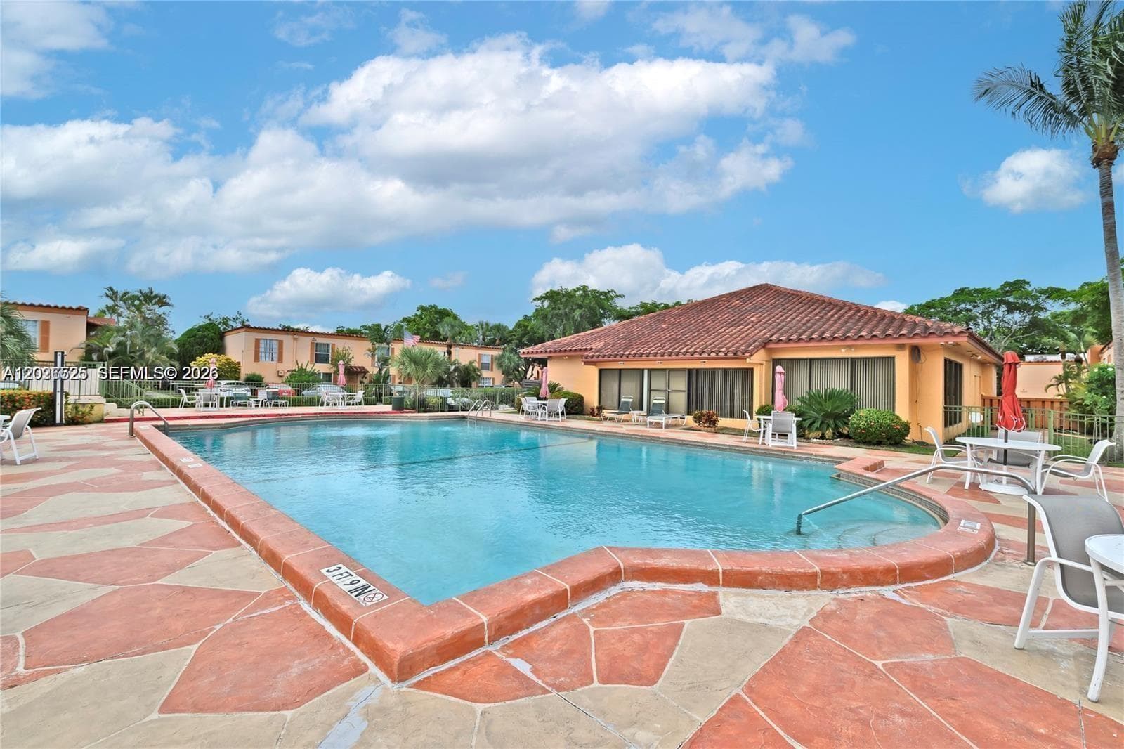 7200 Fairway Dr # H12, Miami Lakes, FL 33014 photo 9