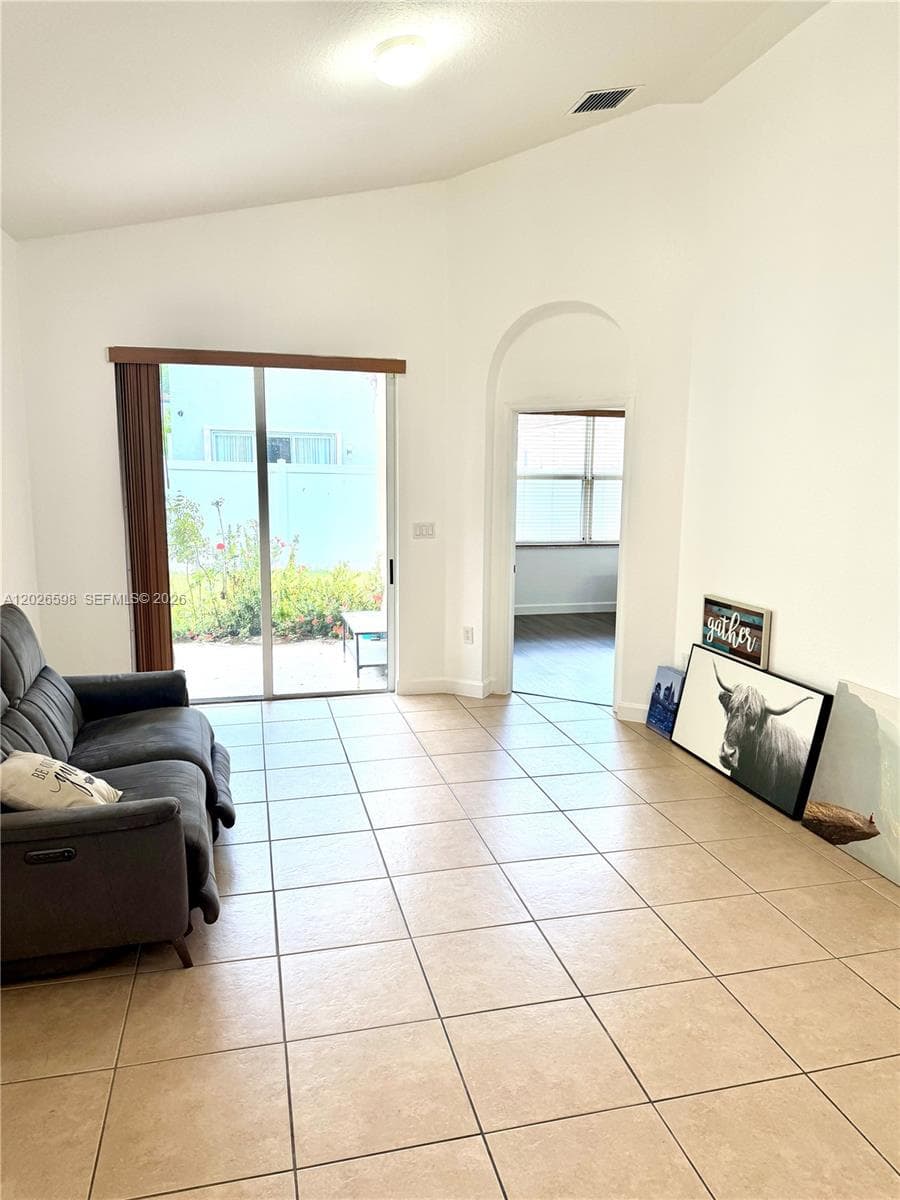 3951 NE 11th Dr, Homestead, FL 33033 photo 10