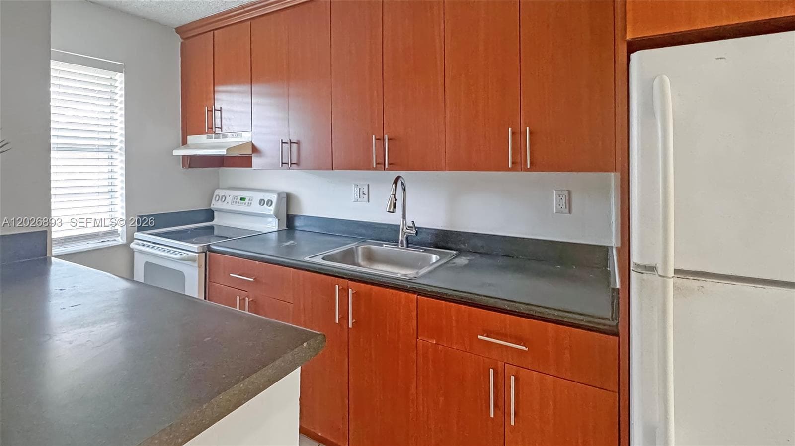 4081 N Dixie Hwy # 20, Oakland Park, FL 33334 photo 6