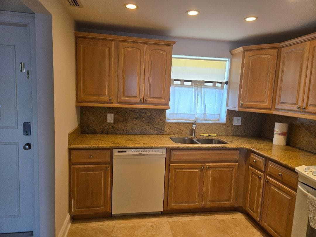 511 Bayshore Drive # 405, Fort Lauderdale, FL 33304 photo 8