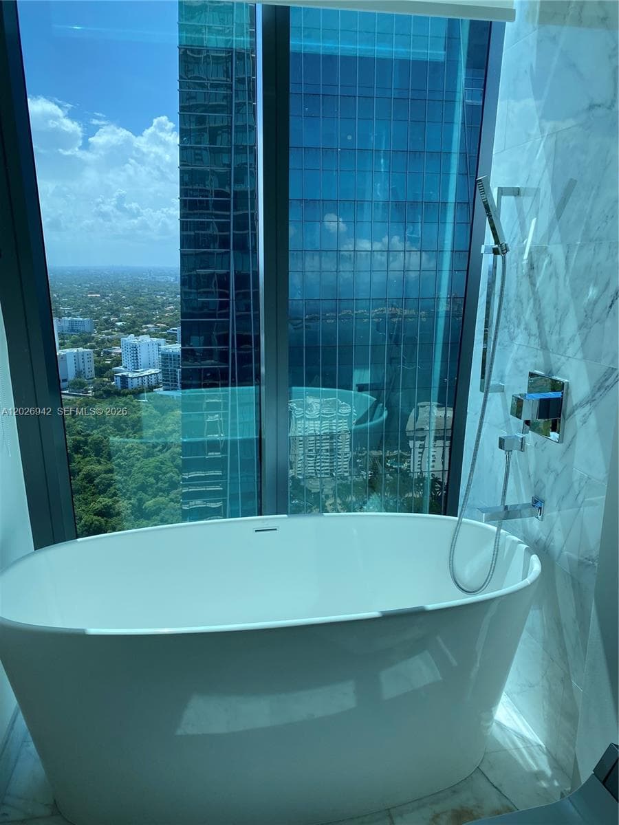 1451 Brickell Ave # 3804, Miami, FL 33131 photo 12