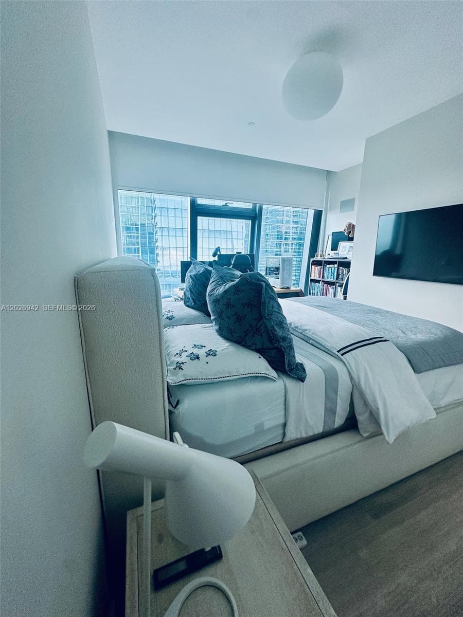 1451 Brickell Ave # 3804, Miami, FL 33131 photo 10