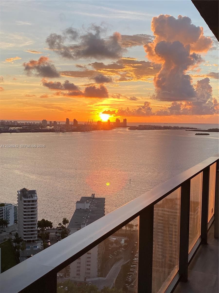 1451 Brickell Ave # 3804, Miami, FL 33131 photo 11