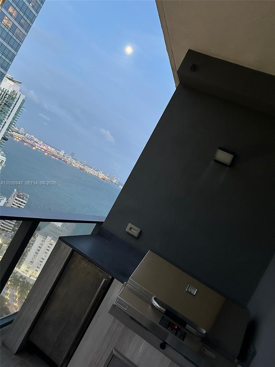 1451 Brickell Ave # 3804, Miami, FL 33131 photo 8