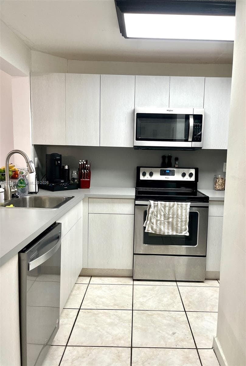 10253 NW 9th Street Cir # 204-6, Miami, FL 33172 photo 11
