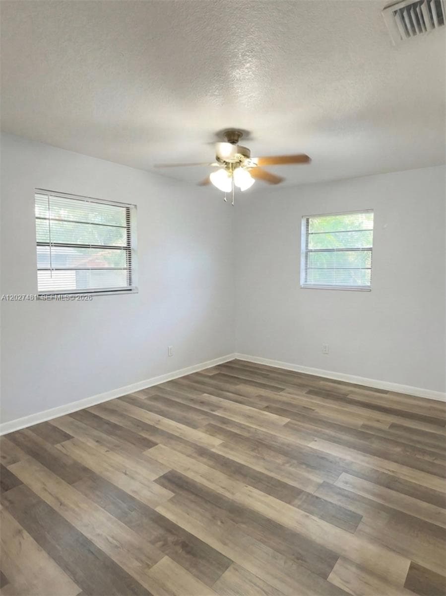 1300 NE 203rd St, Miami, FL 33179 photo 11