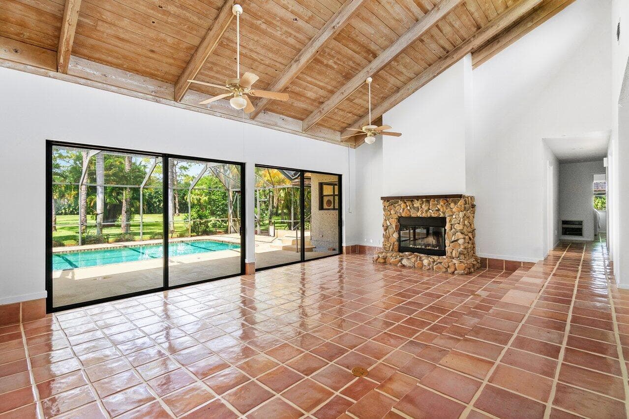 9405 Dundee Drive, Lake Worth, FL 33467 photo 10