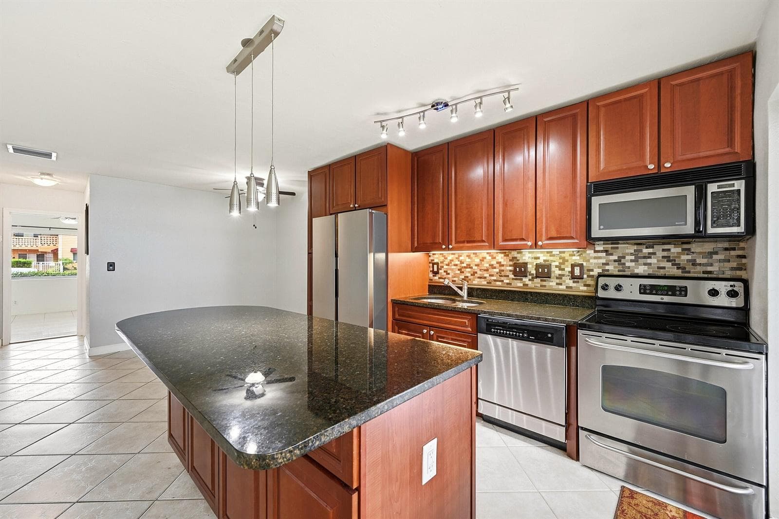 2881 NE 32nd Street # 118, Fort Lauderdale, FL 33306 photo 6