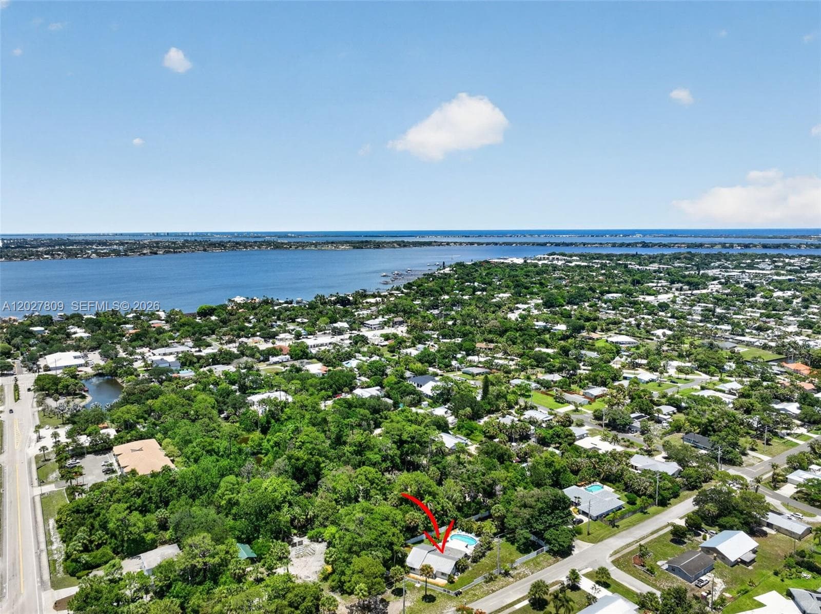1023 SE 7th St, Stuart, FL 34996 photo 2