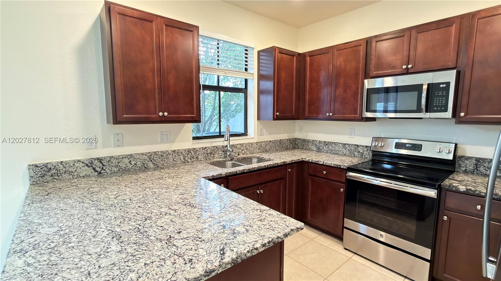 3342 W 104th Ter, Hialeah, FL 33018 photo 11