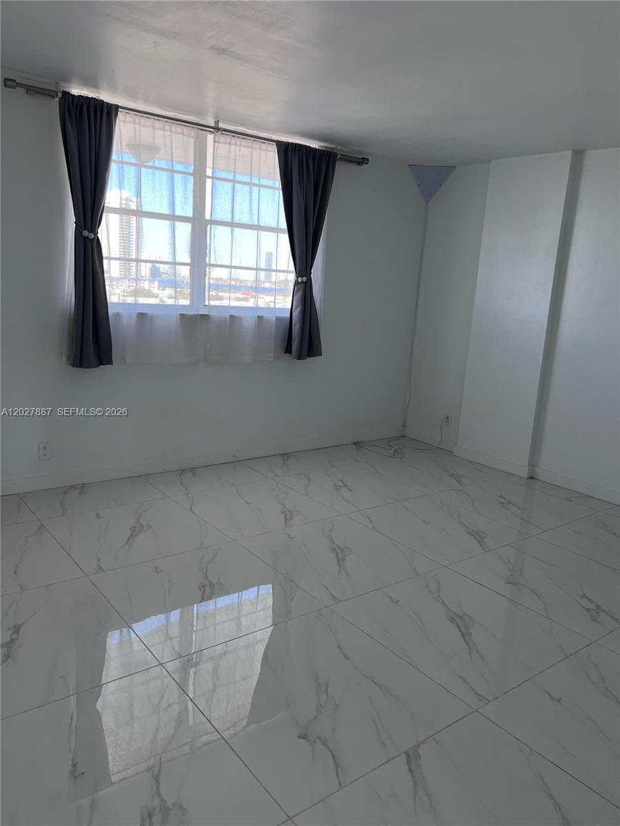 3545 NE 166th St # 1004, North Miami Beach, FL 33160 photo 9
