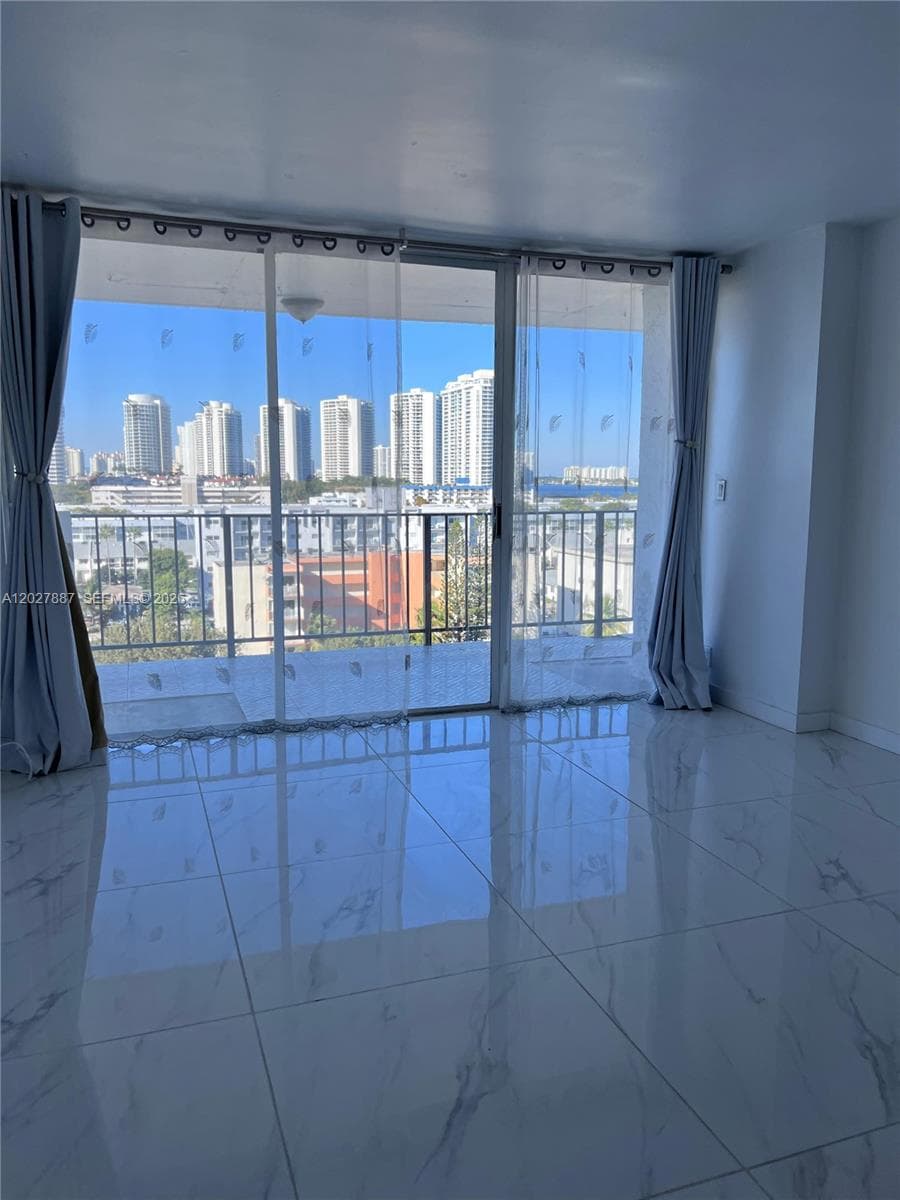 3545 NE 166th St # 1004, North Miami Beach, FL 33160 photo 11