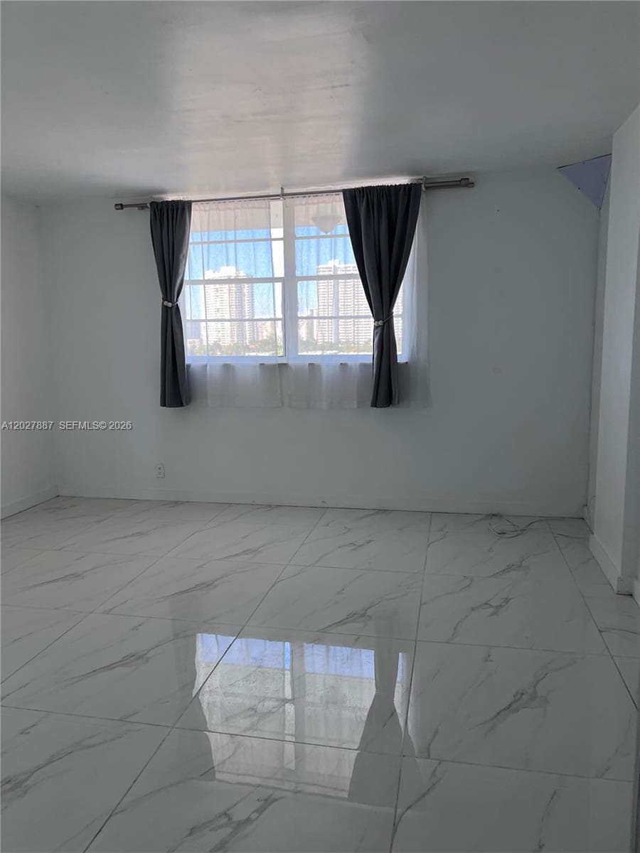 3545 NE 166th St # 1004, North Miami Beach, FL 33160 photo 8