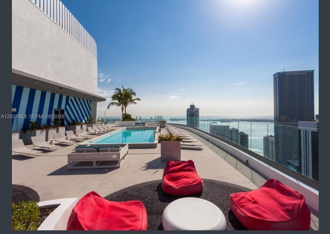 55 SW 9th St # 2709, Miami, FL 33130 photo 10