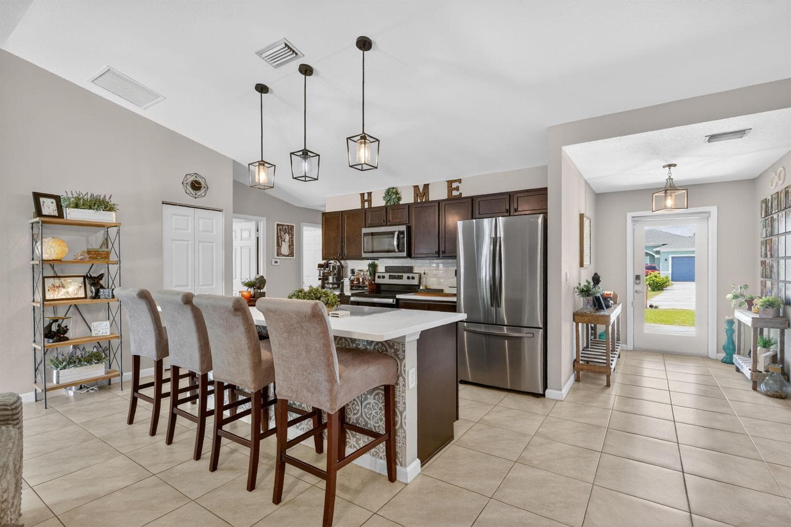 473 SE Streamlet Avenue, Port St. Lucie, FL 34983 photo 6