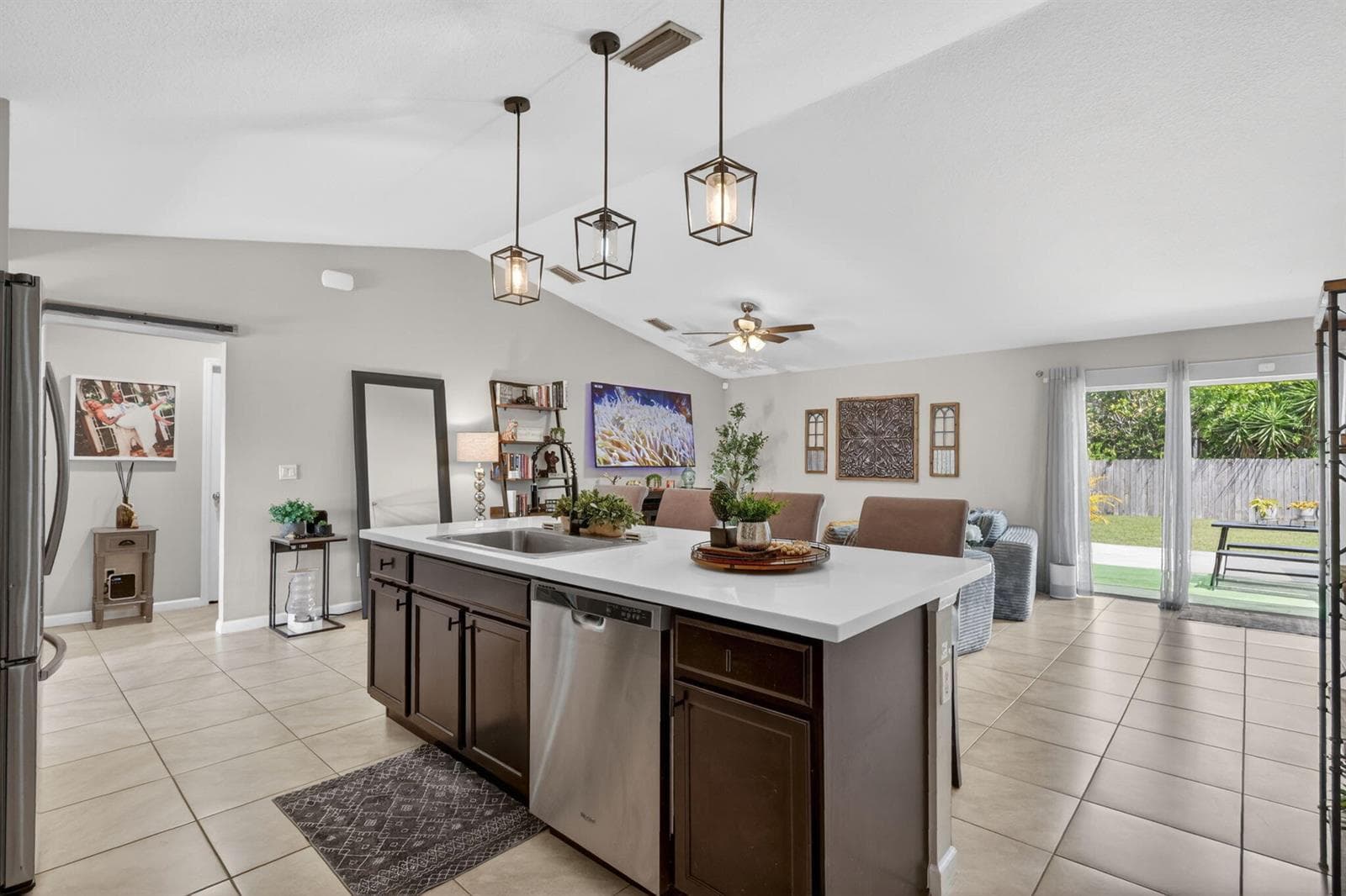 473 SE Streamlet Avenue, Port St. Lucie, FL 34983 photo 9