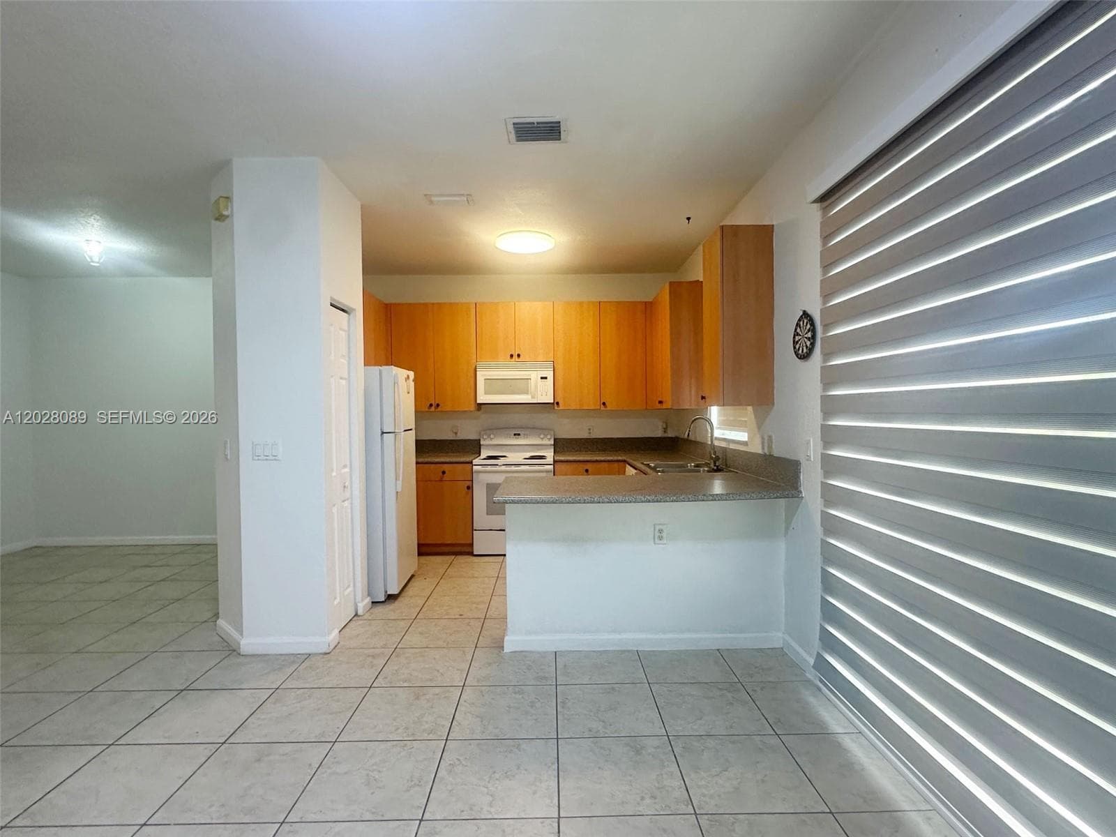 662 NE 21st Ter, Homestead, FL 33033 photo 9
