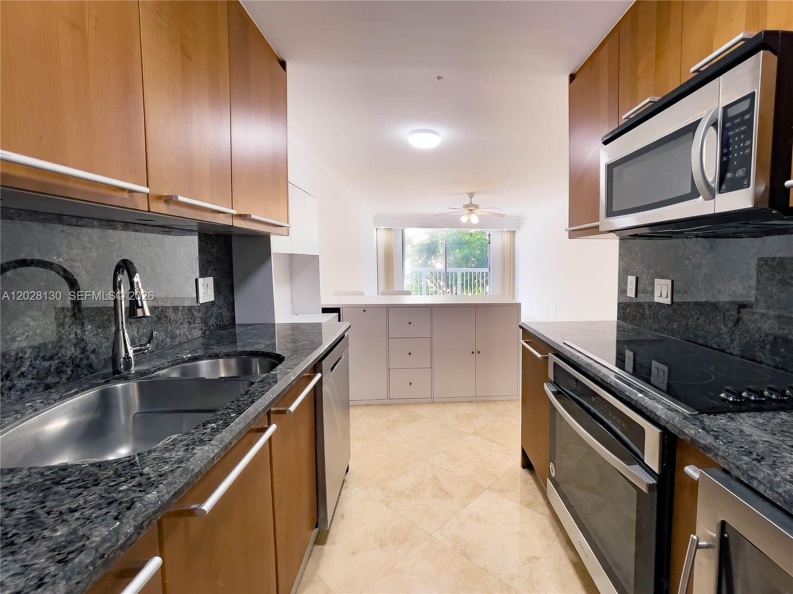 1670 Bay Rd # 2D, Miami Beach, FL 33139 photo 7