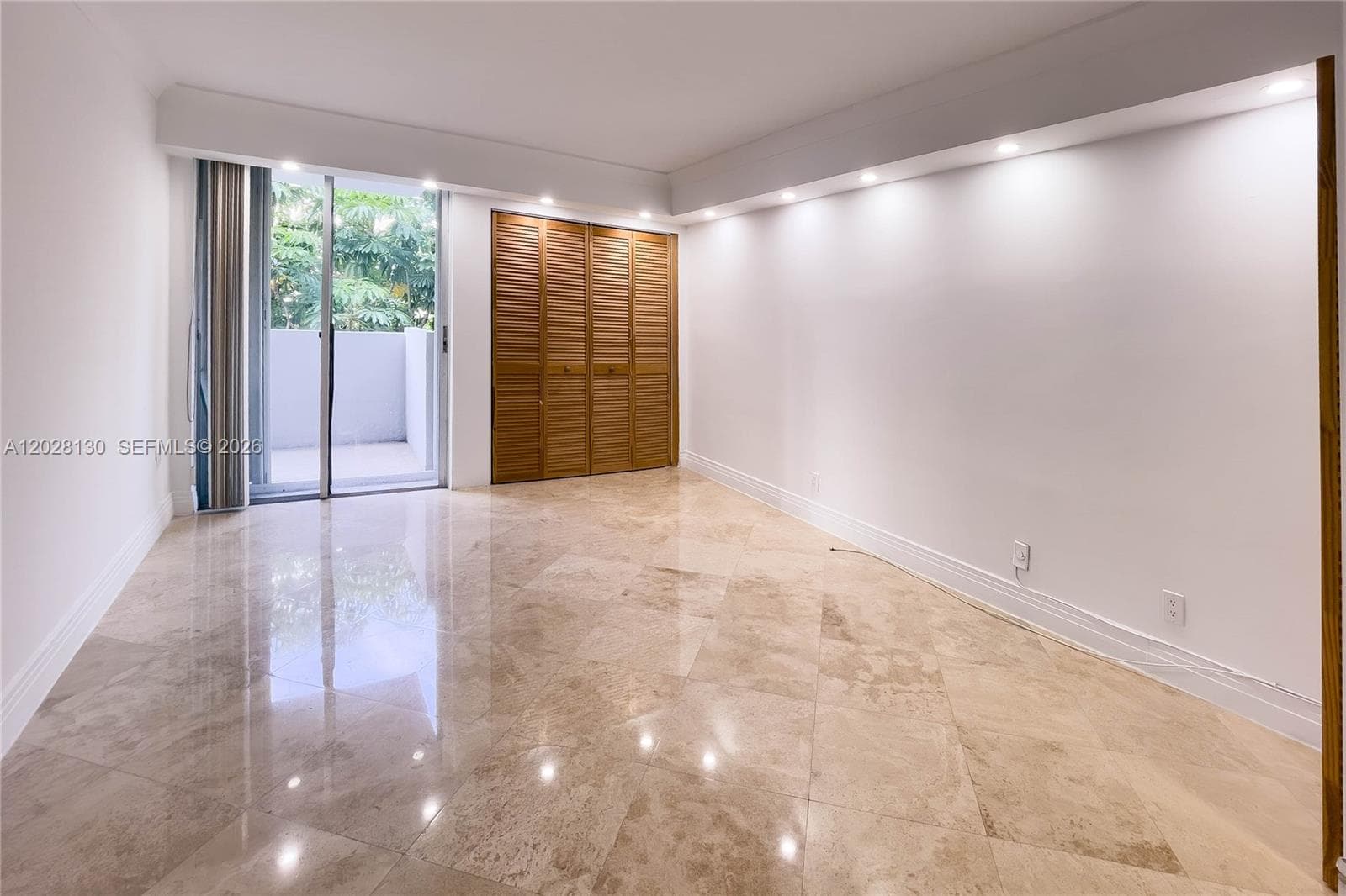 1670 Bay Rd # 2D, Miami Beach, FL 33139 photo 9