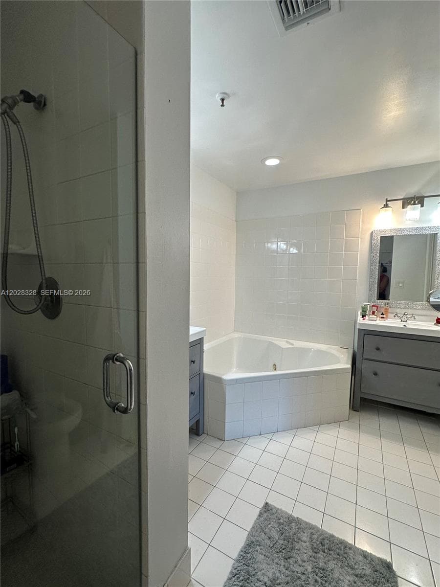 9755 NW 52nd St # 219, Doral, FL 33178 photo 13