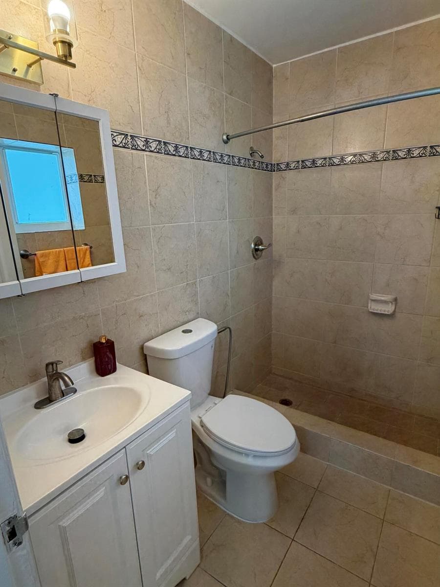 1830 Garfield Street, Hollywood, FL 33020 photo 6