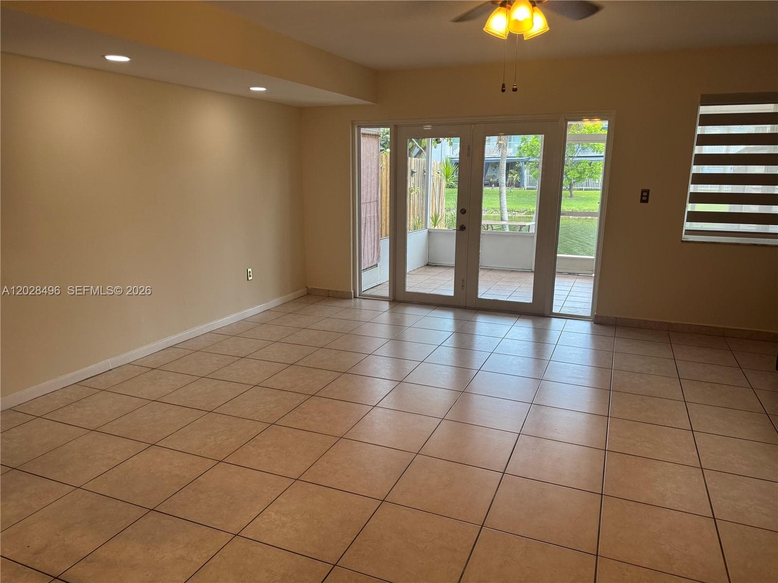 7033 NW 169th St, Hialeah, FL 33015 photo 7