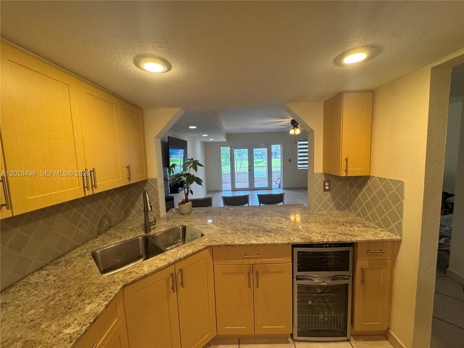 7033 NW 169th St, Hialeah, FL 33015 photo 8