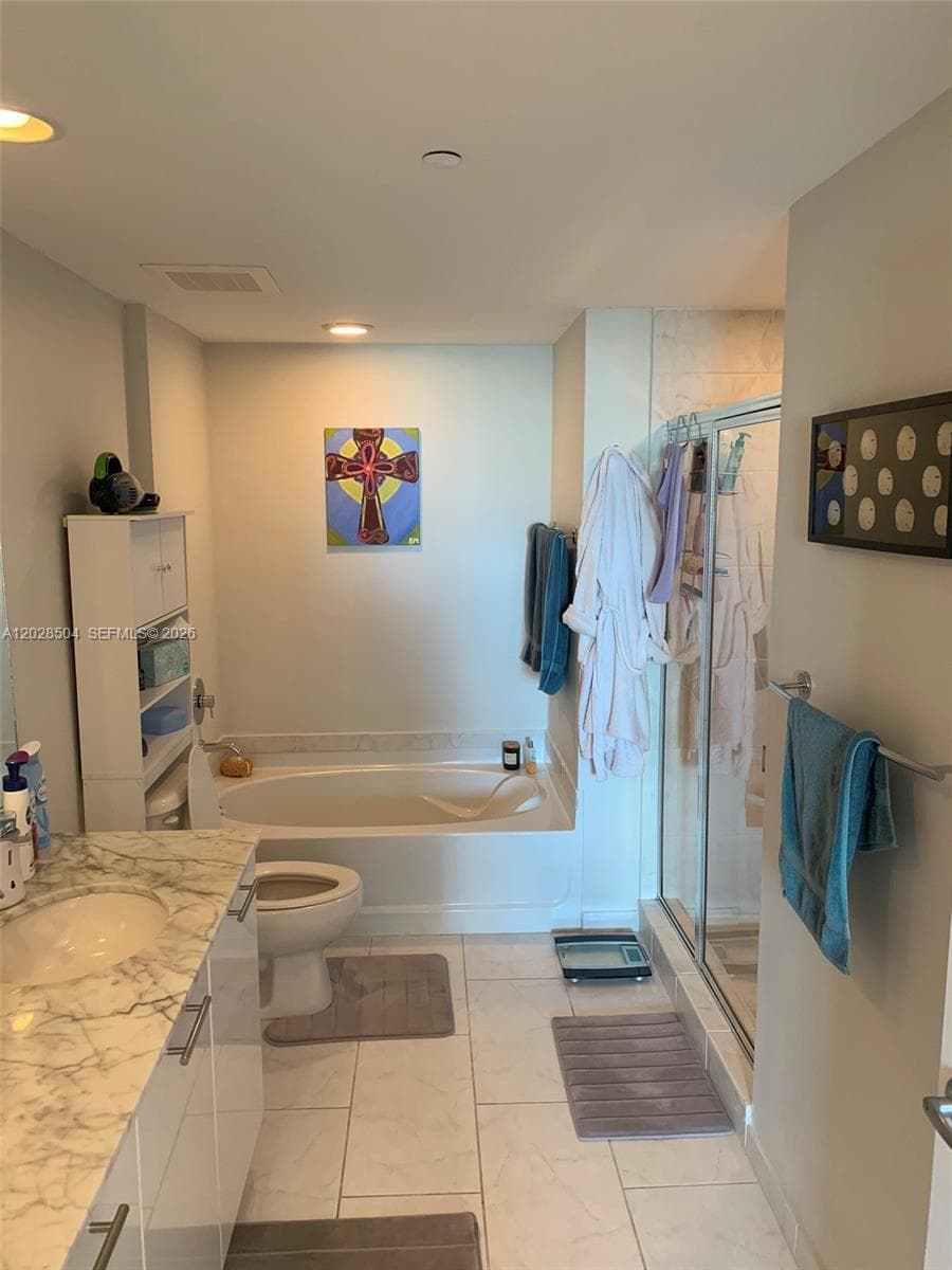 951 Brickell Ave # 4005, Miami, FL 33131 photo 8
