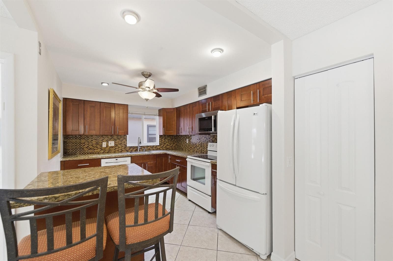 129 Piedmont C, Delray Beach, FL 33484 photo 12