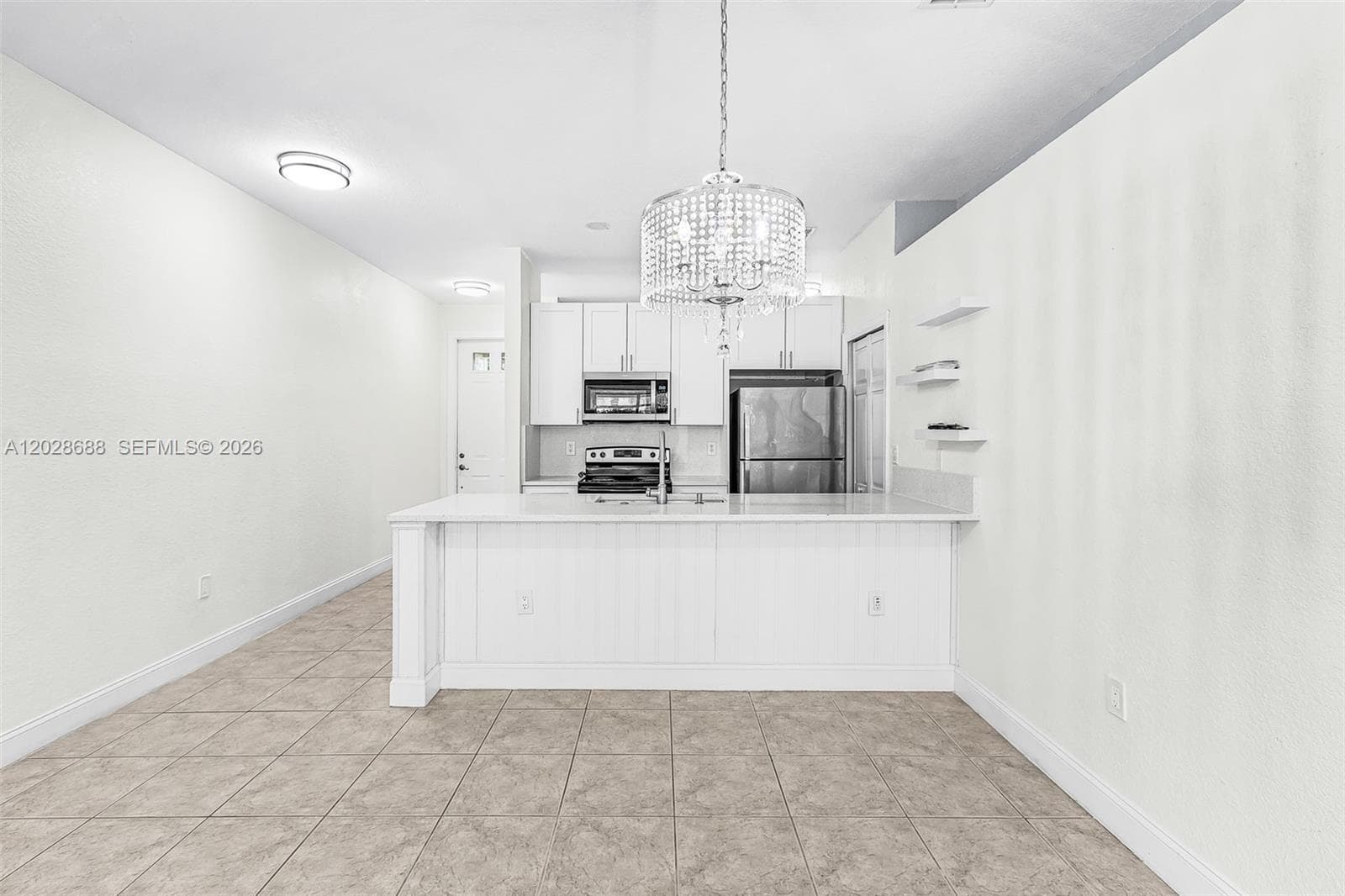 7542 Bristol Cir, Naples, FL 34120 photo 7