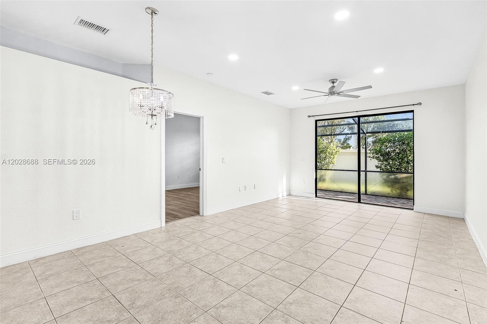 7542 Bristol Cir, Naples, FL 34120 photo 10