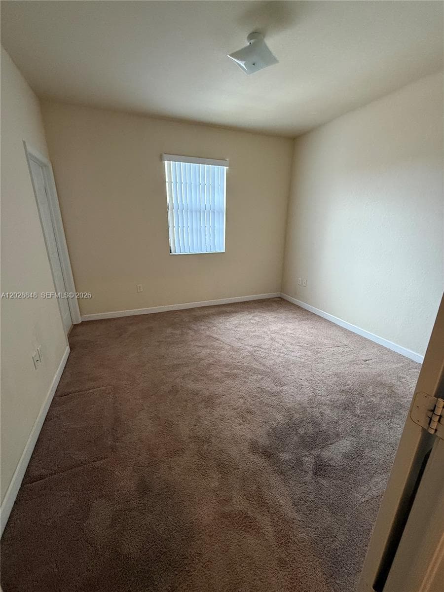 8923 W 35th Ave, Hialeah, FL 33018 photo 10