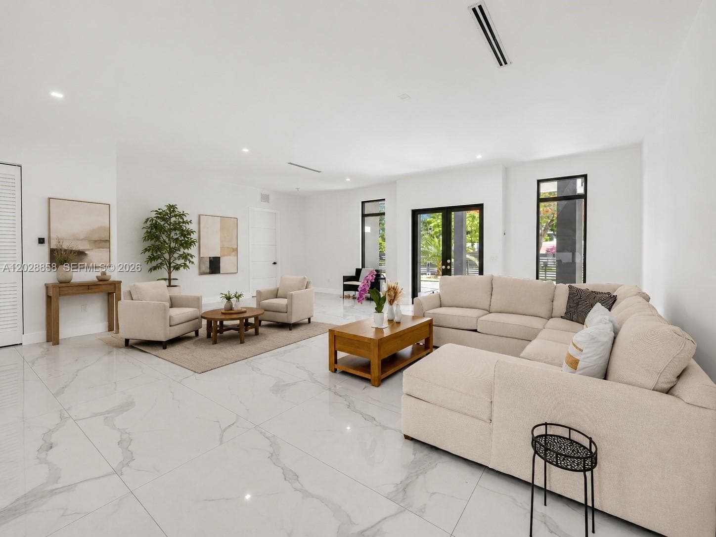 152 NW 165th St, Miami, FL 33169 photo 7