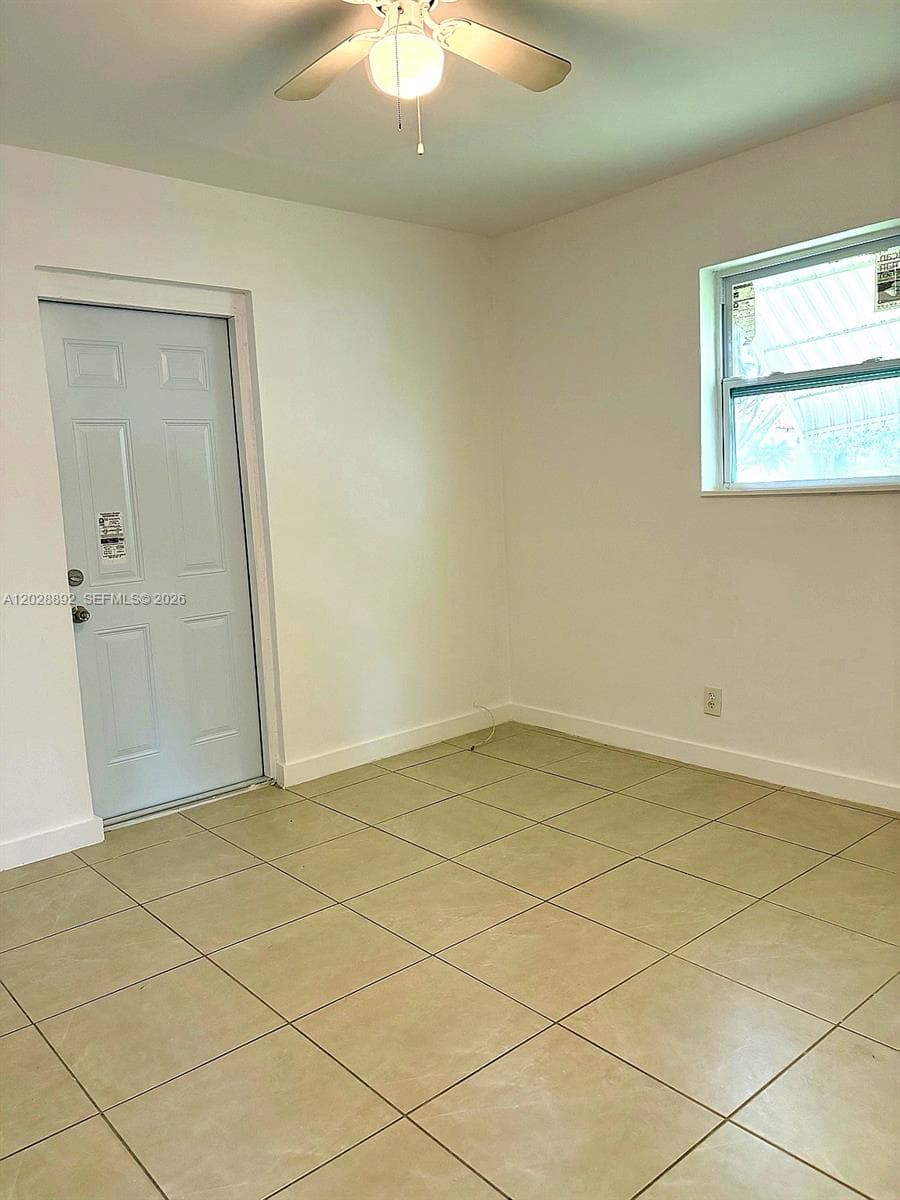 1629 Taft St # 1-2, Hollywood, FL 33020 photo 5