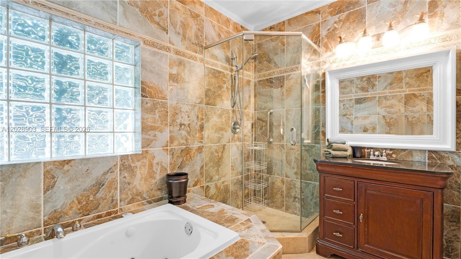 623 NE 17th Way, Fort Lauderdale, FL 33304 photo 8