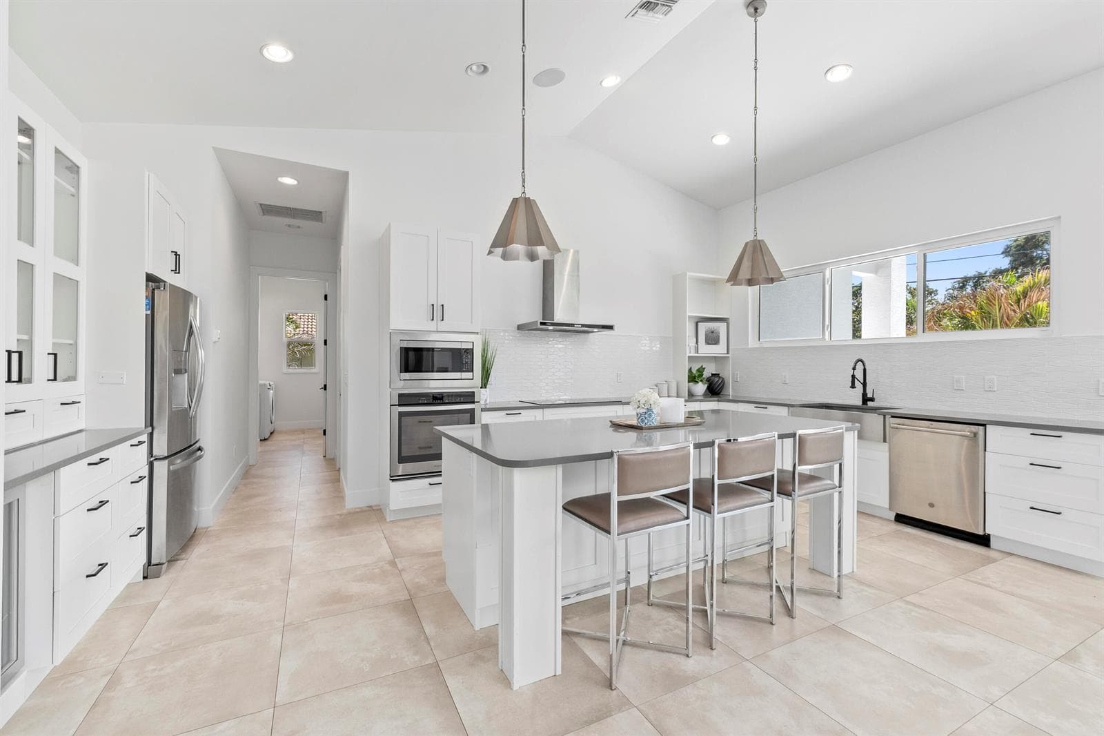 3213 SE Morningside Boulevard, Port St. Lucie, FL 34952 photo 8