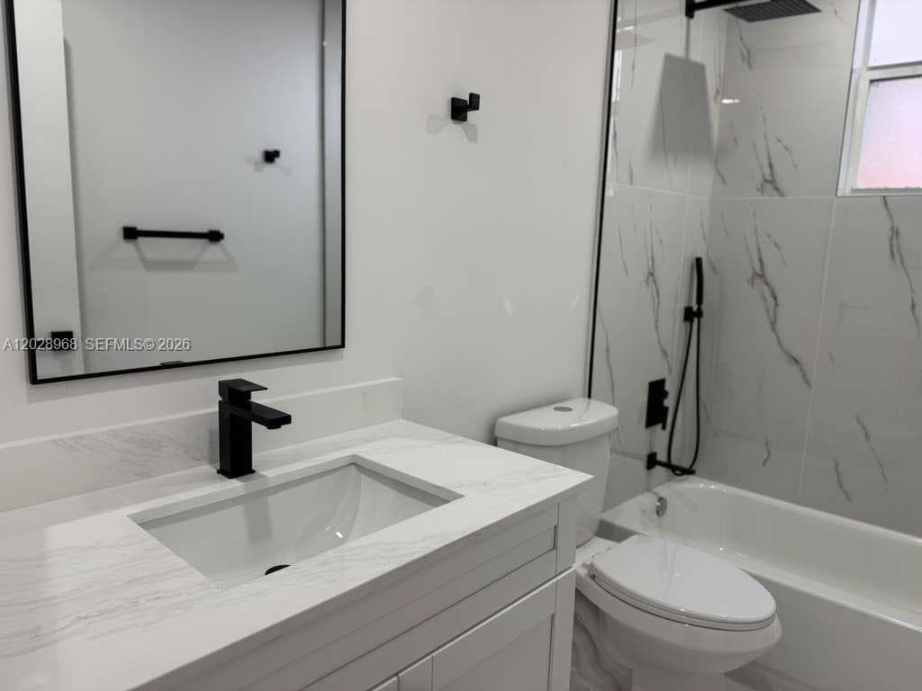 2425 SW 6th St # 6, Miami, FL 33135 photo 12