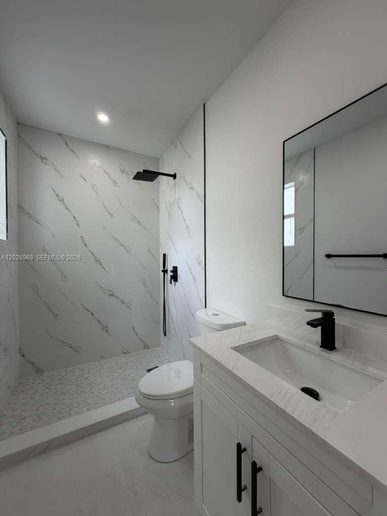 2425 SW 6th St # 6, Miami, FL 33135 photo 9